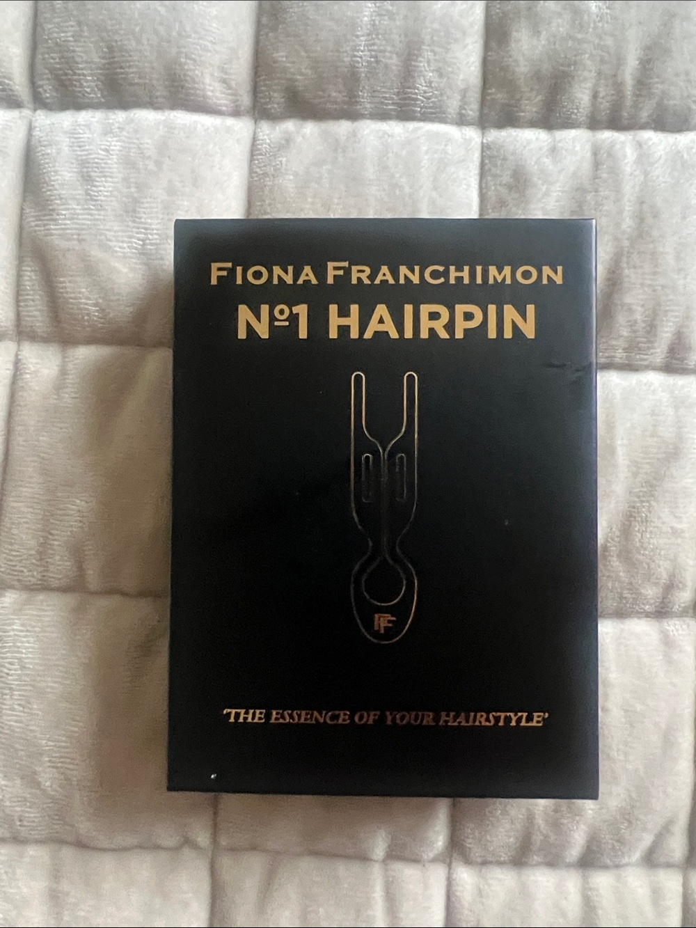 No.1 Hairpin in Black